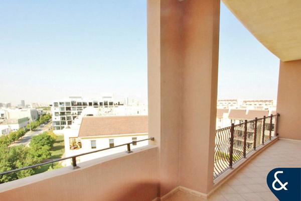 One Bedroom | Garden View | Vacant October